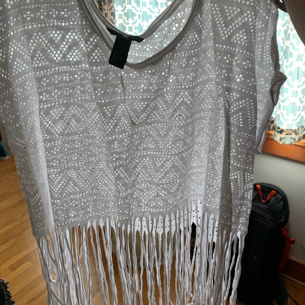H&M white boho cut out top - Picture 3 of 4